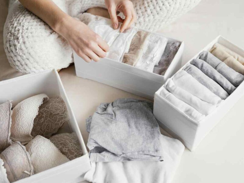 Капсулен гардероб във Варна – какво трябва да имаме предвид?